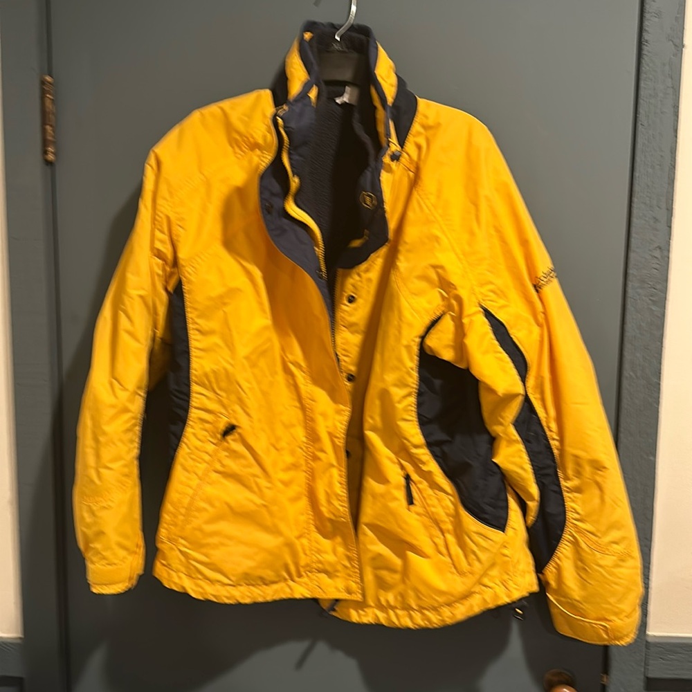 Columbia Women’s Core Interchangeable Winter Coat.   Size XL